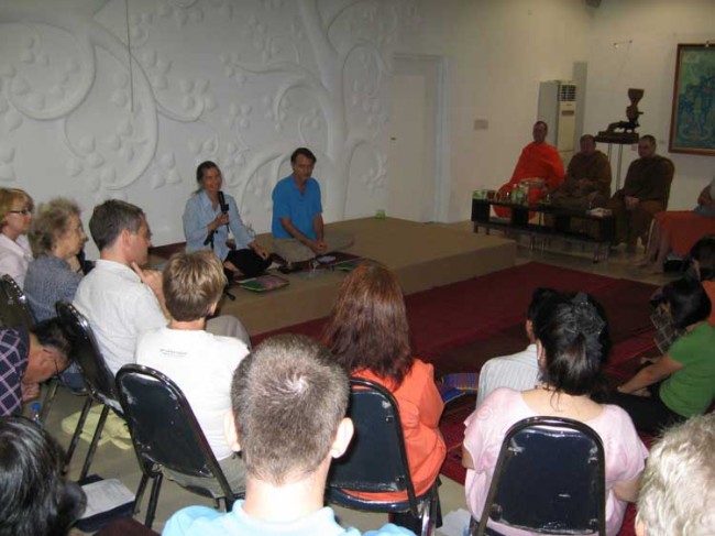 dhamma talk and meditation in Ari area, Bangkok