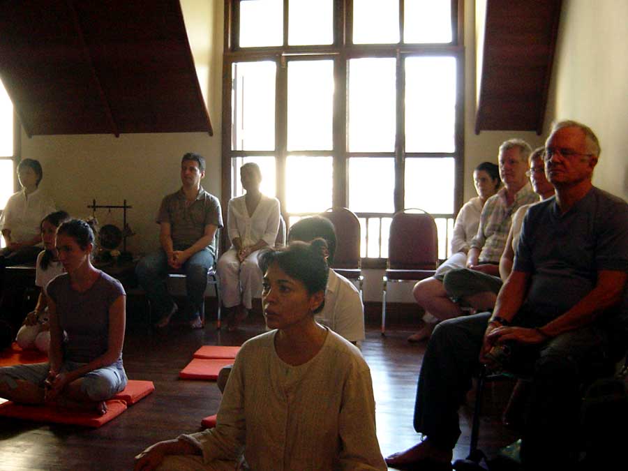 ariyasom mindfulness meditation hall